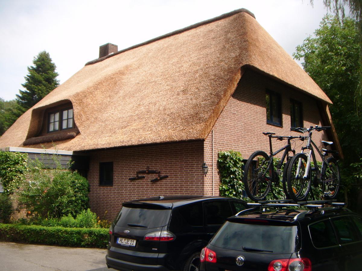 Landhaus Absalonshorst Otel Groß Grönau Dış mekan fotoğraf